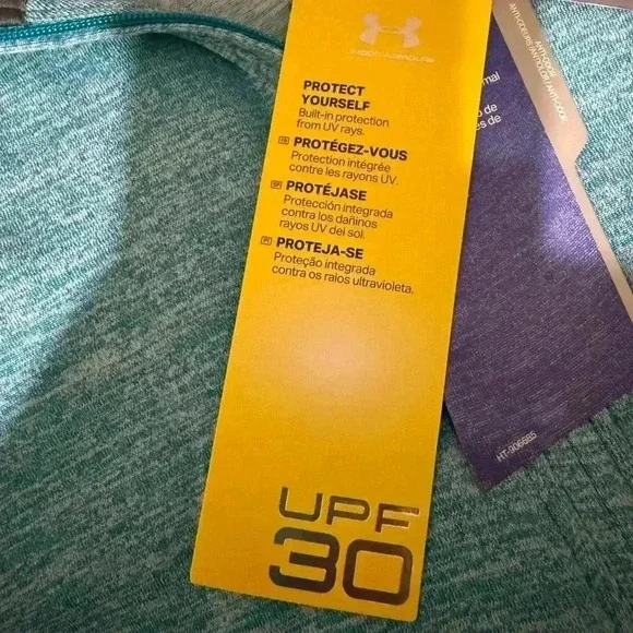 Women’s Under Armour Golf Shirt - Picture 2 of 7